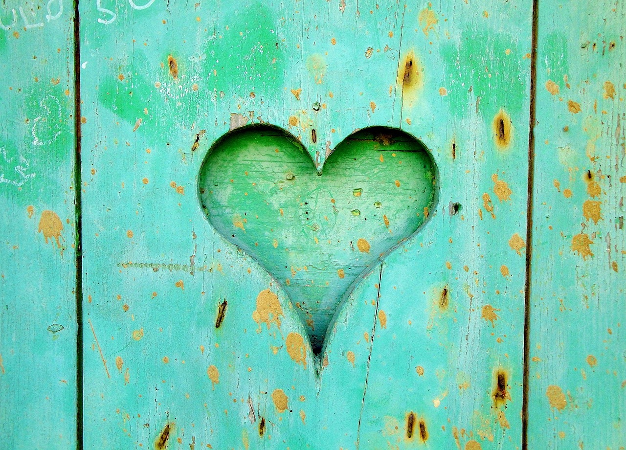 heart, wood, love-1077724.jpg